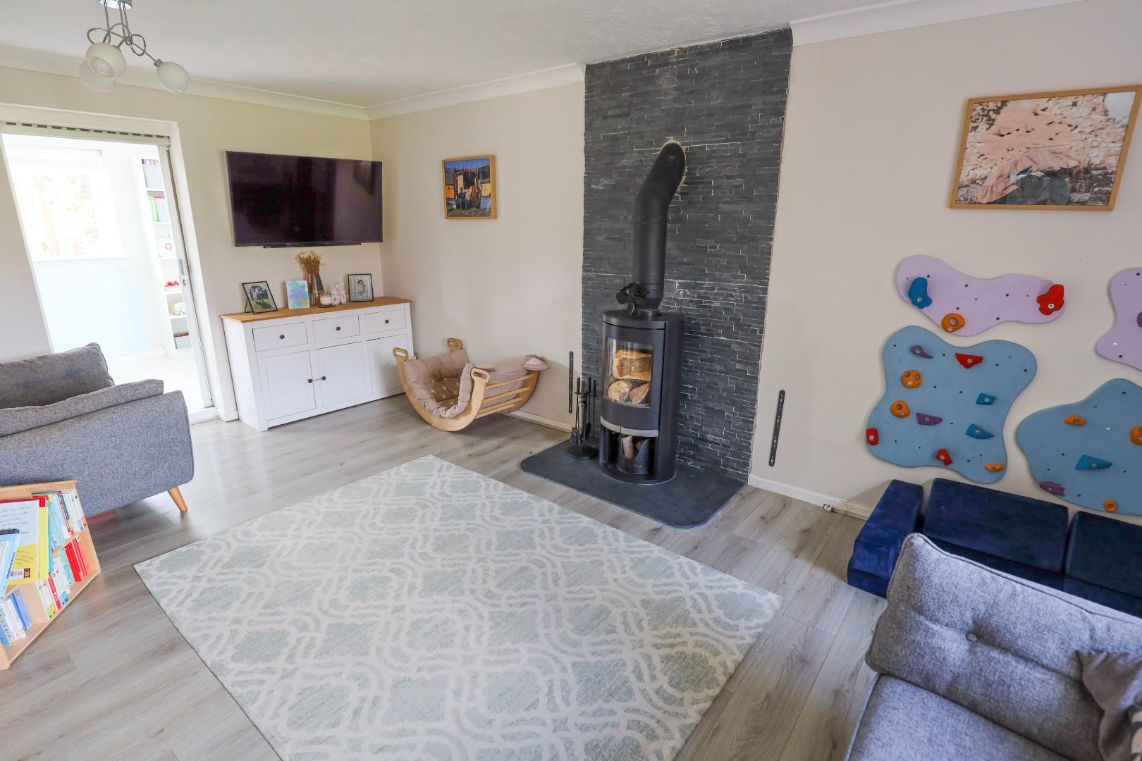 11 Monmouth Way, Boverton, Llantwit Major, Vale Of Glamorgan, CF61 2GT